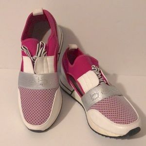 Sz. 8 Bebe Shoes